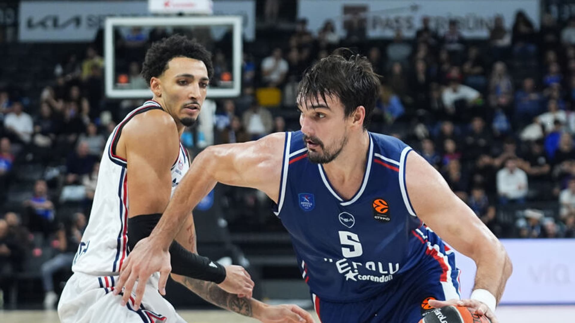 Anadolu Efes, Bayern Münih karşısında üst üste üçüncü yenilgisini aldı