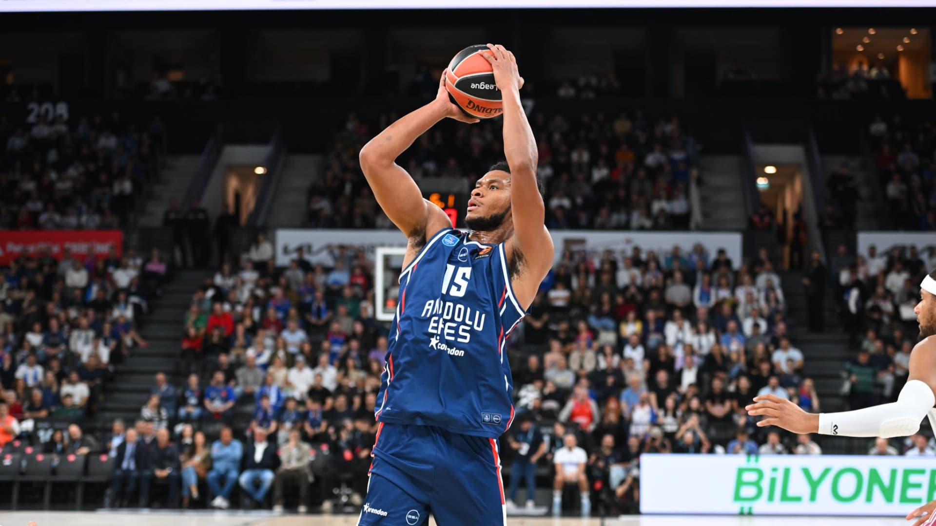 Anadolu Efes’te PJ Dozier’in sakatlık süresi belli oldu