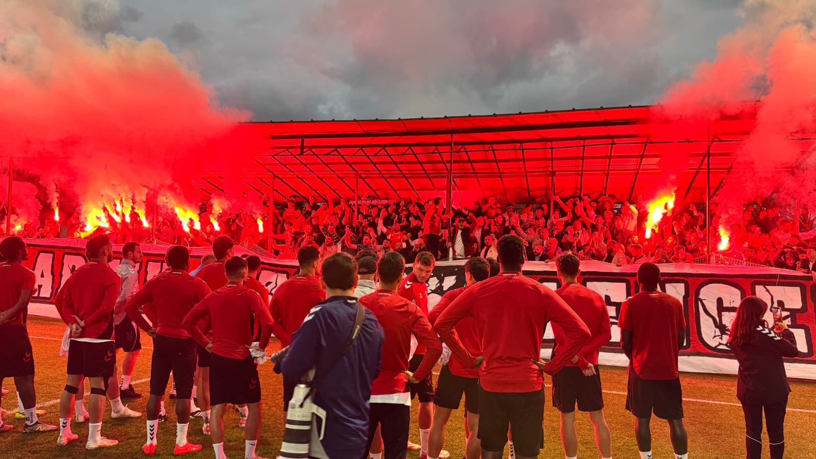 Samsunspor taraftarından futbolculara destek! Ayda bir idmanlar açık olacak
