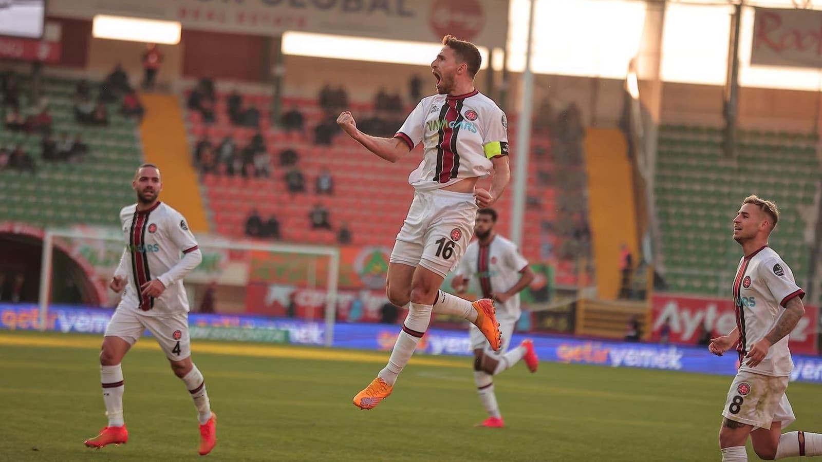 İtalyan forvet Fabio Borini, 35 yaşında kariyerine nokta koydu
