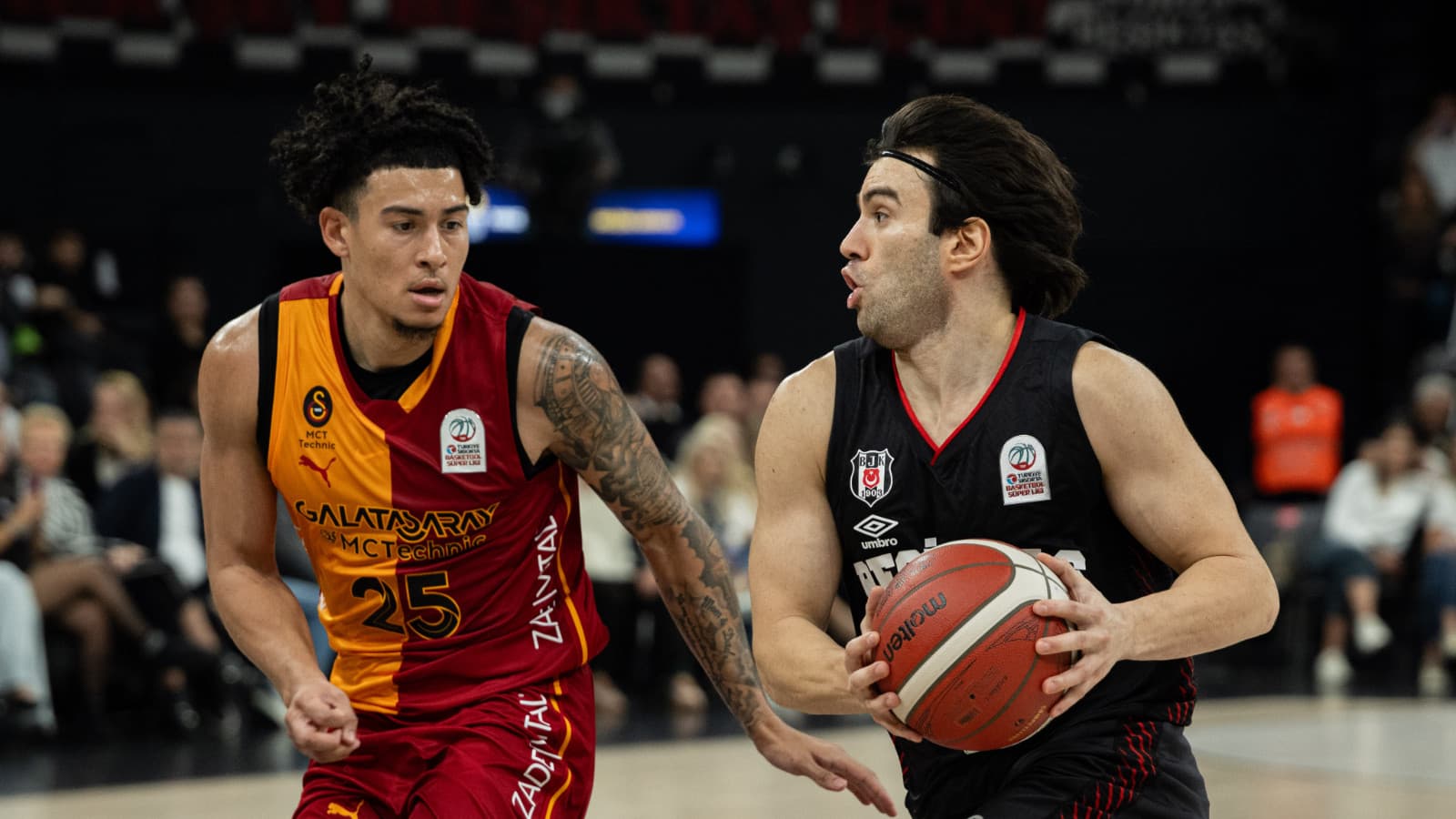Beşiktaş, Galatasaray derbisinde 83-80 kazandı