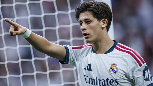Arda Güler, Real Madrid’de eylül ayının oyuncusu seçildi